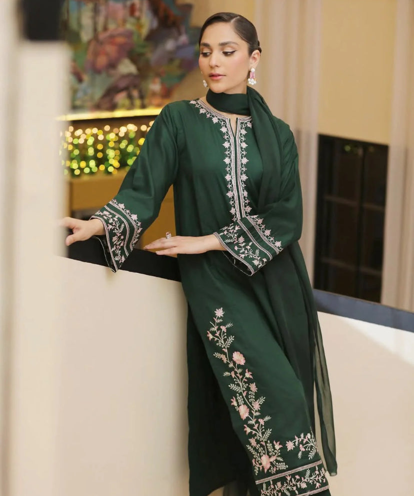 LAMA Embroidered Co Ords 2 pc Set