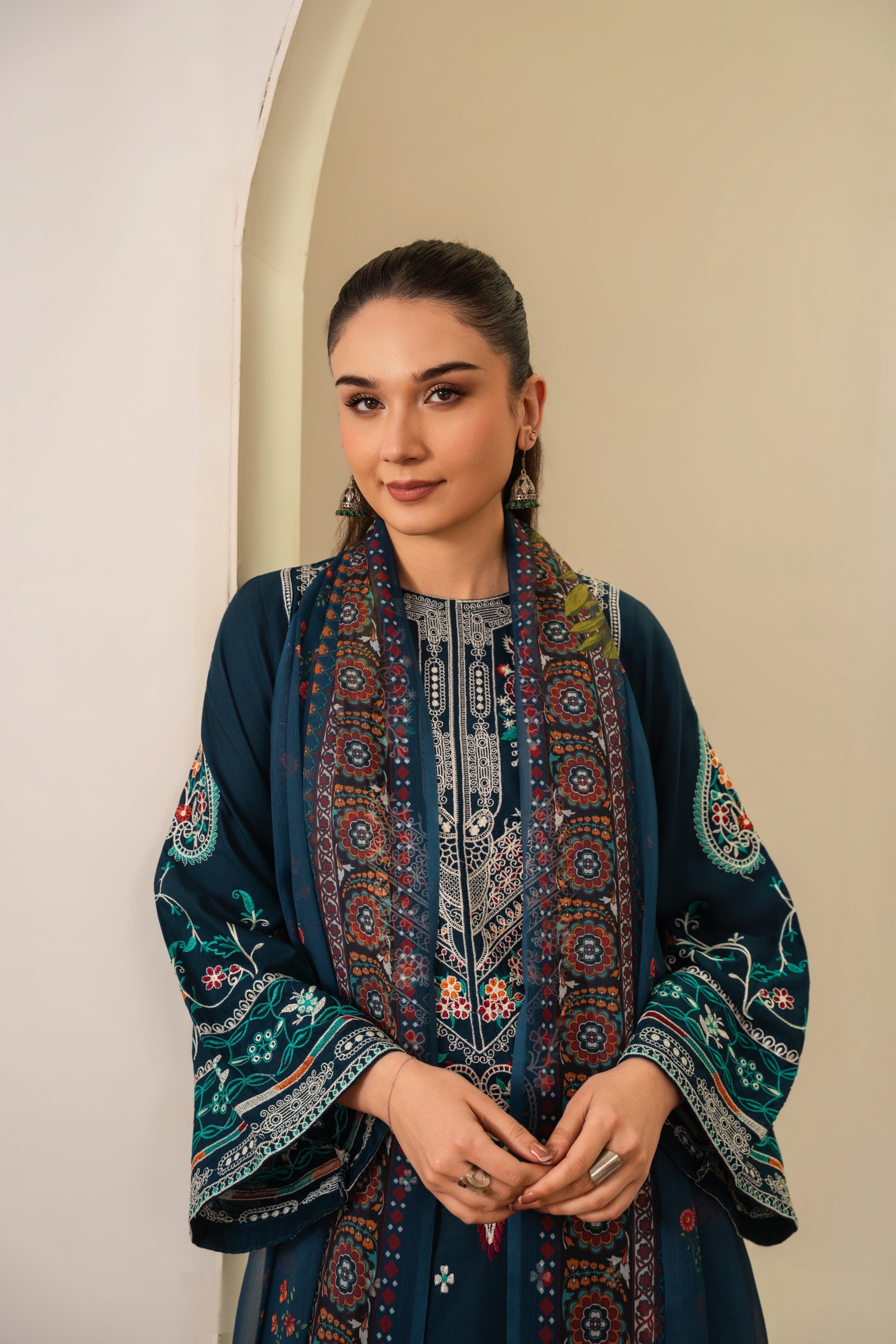 SAJJAL Embroidered 3 pc