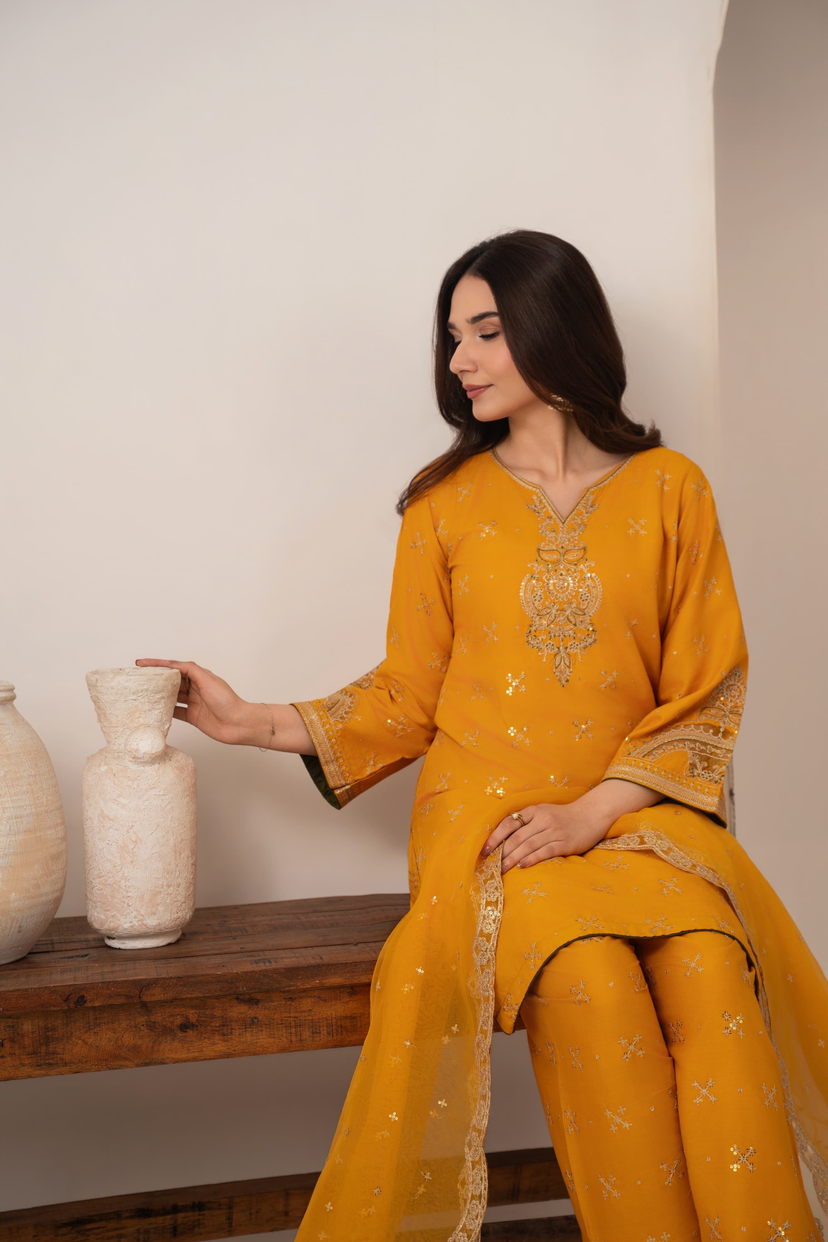 SONA Embroidered 3 pc