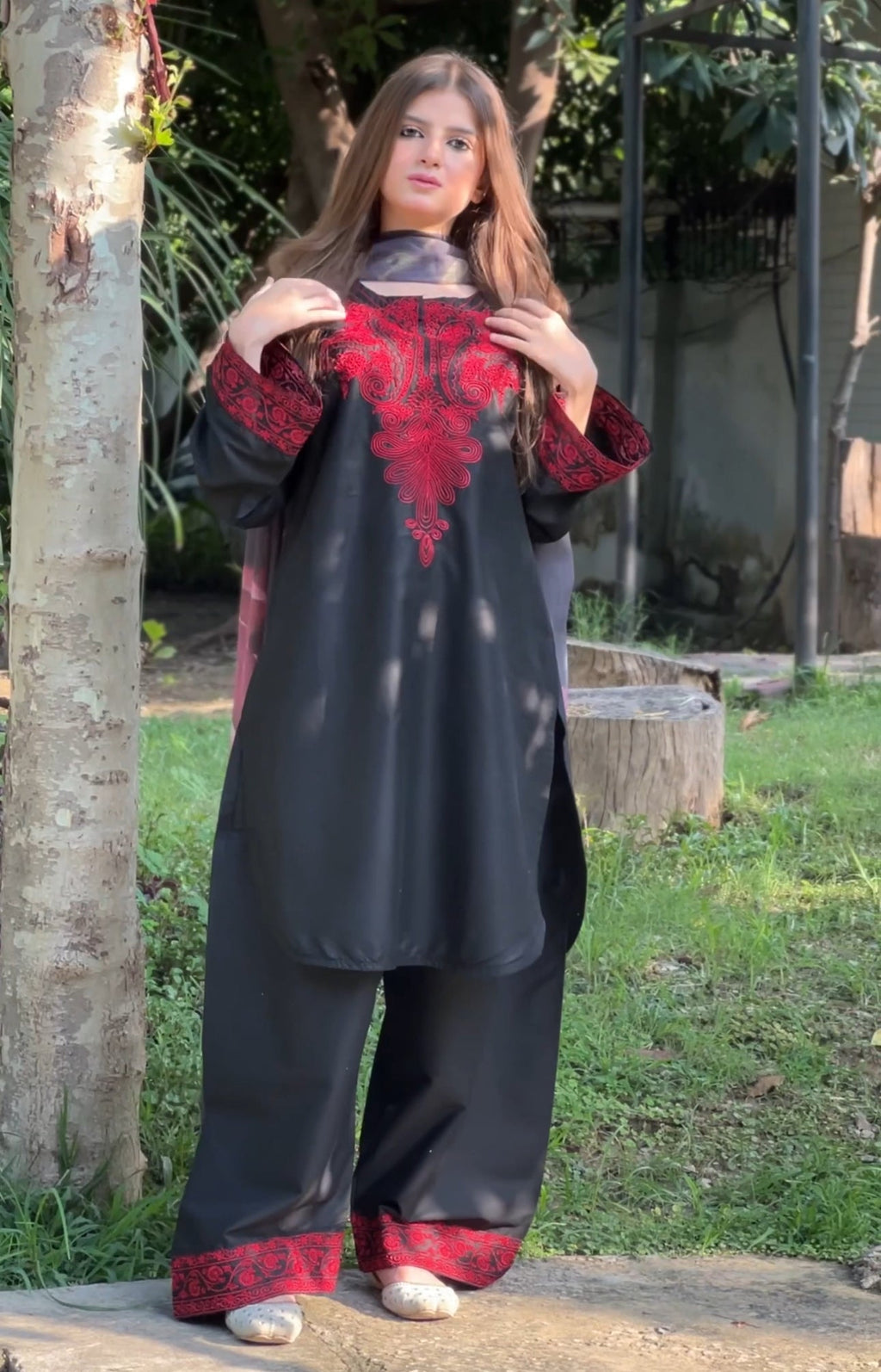 BLACK ROSE Embroidered 3 pc set