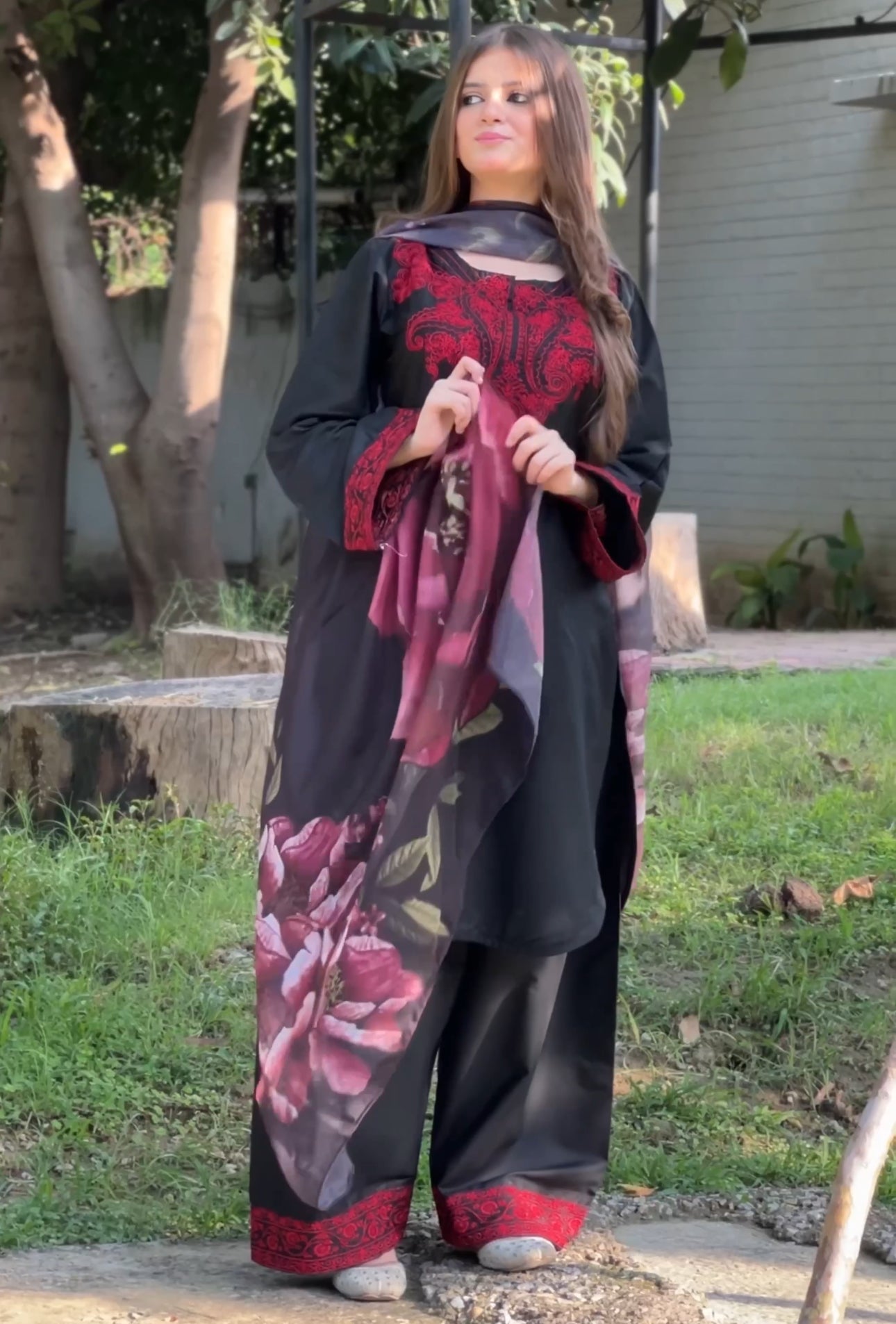 BLACK ROSE Embroidered 3 pc set