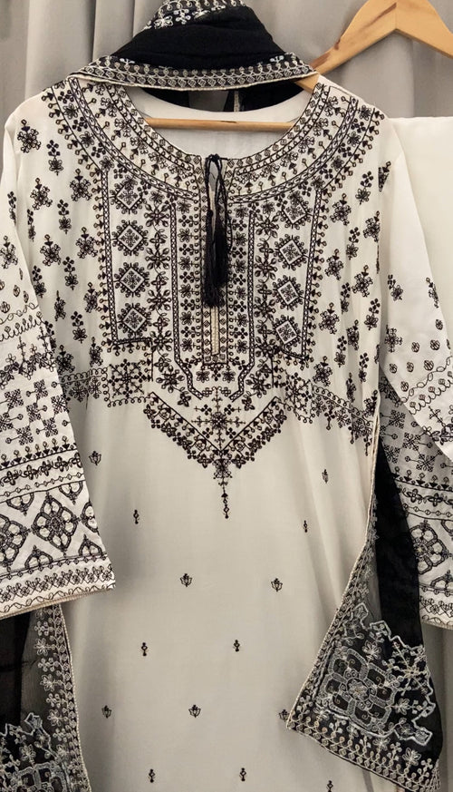 3 pc ARFA Embroidered Co Ords with Chiffon dupatta
