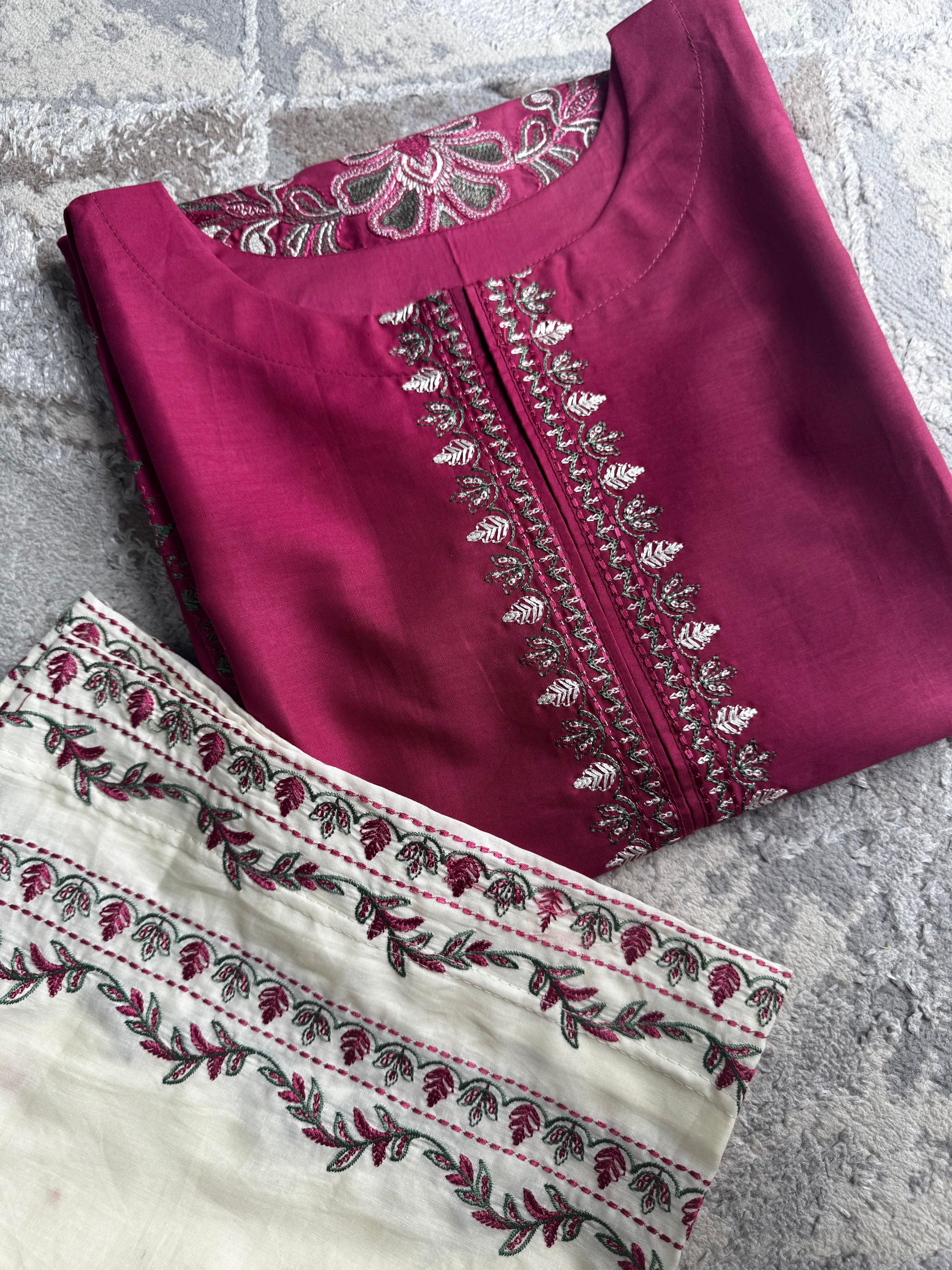 IRHA Embroidered 2 pc