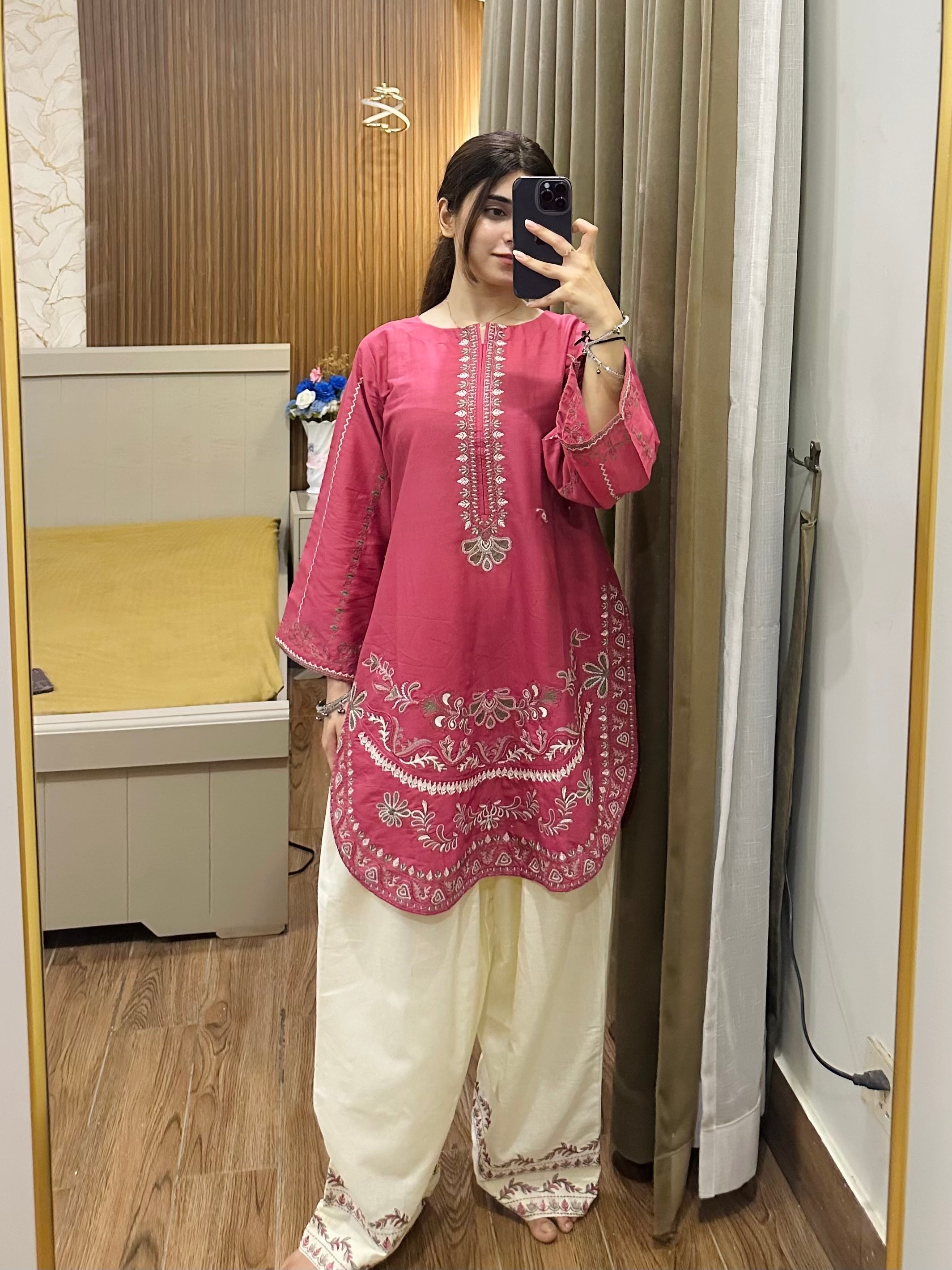 IRHA Embroidered 2 pc