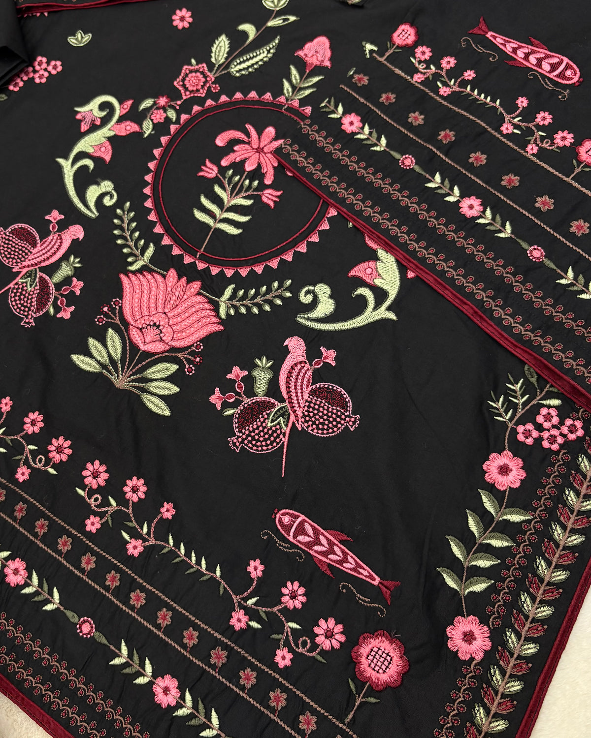EMBROIDERED Skylight 3 pc
