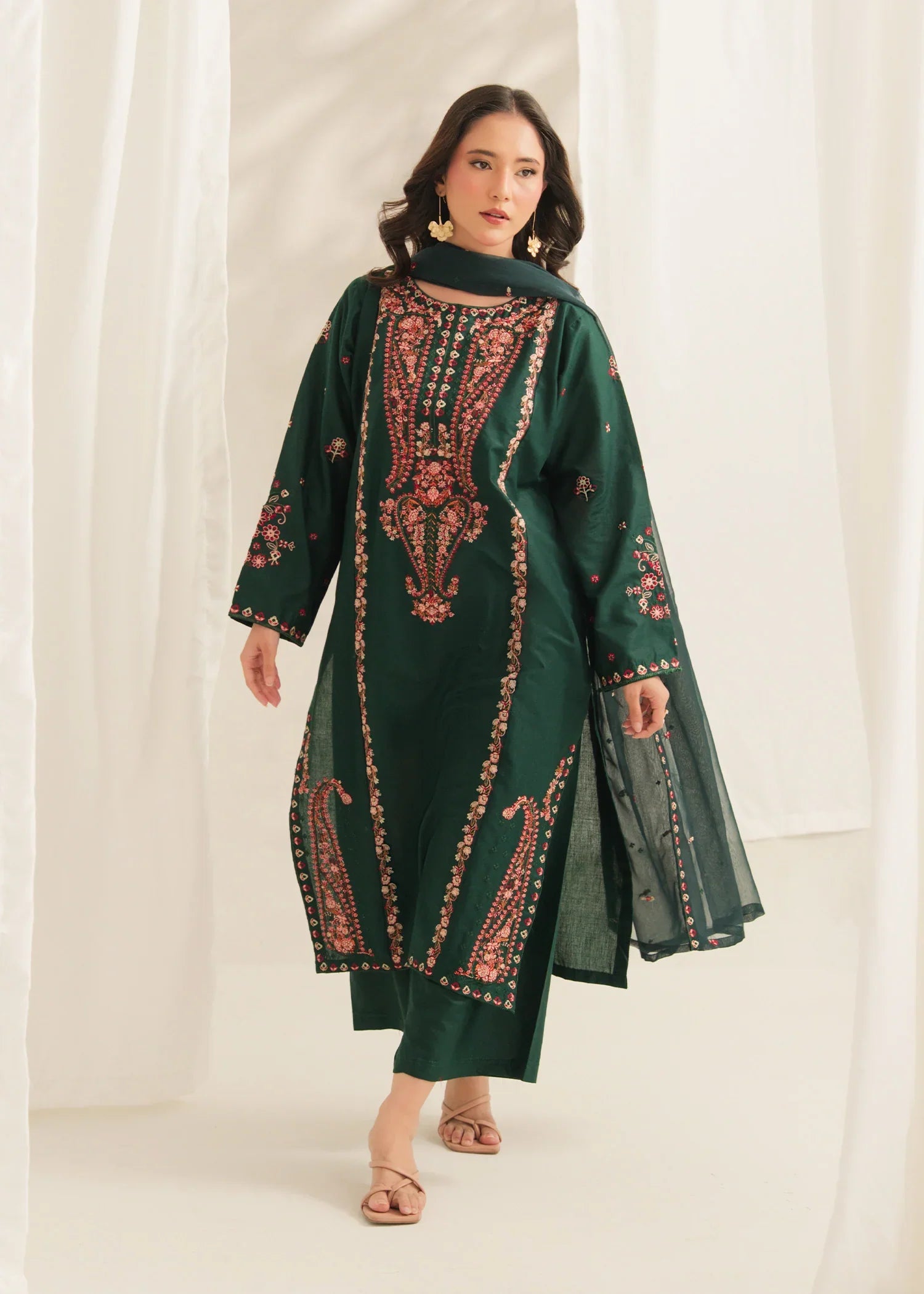 SOHA Embroidered 3 pc