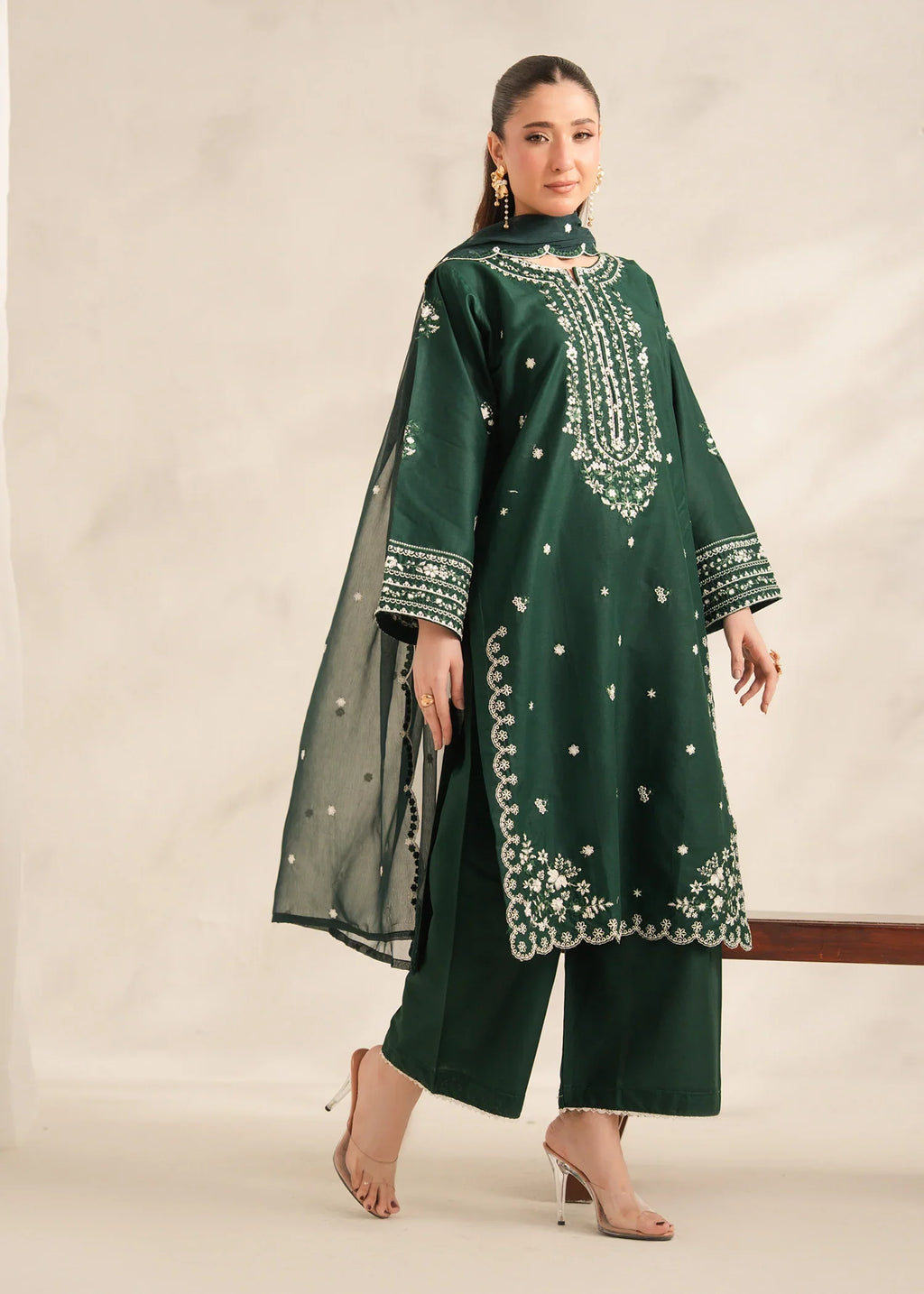 WAREESHA Embroidered 3 pc
