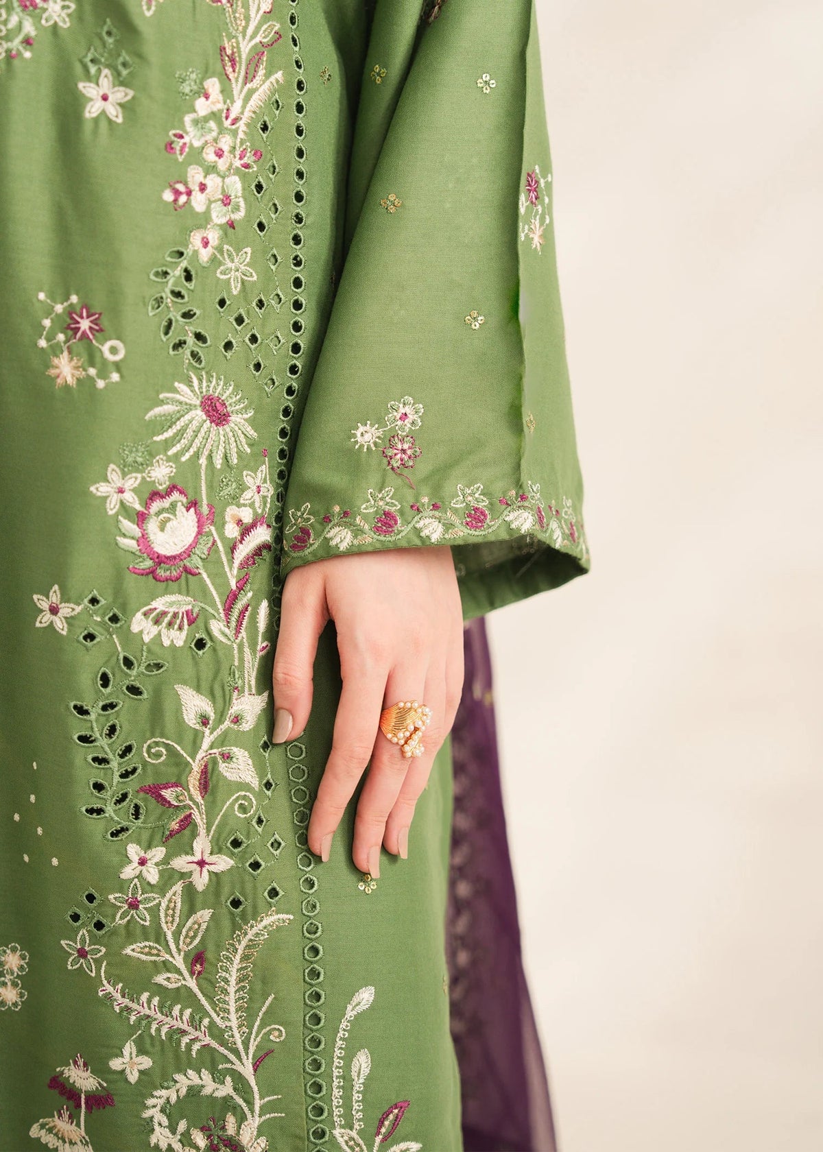 SEHNAI Embroidered 3 pc