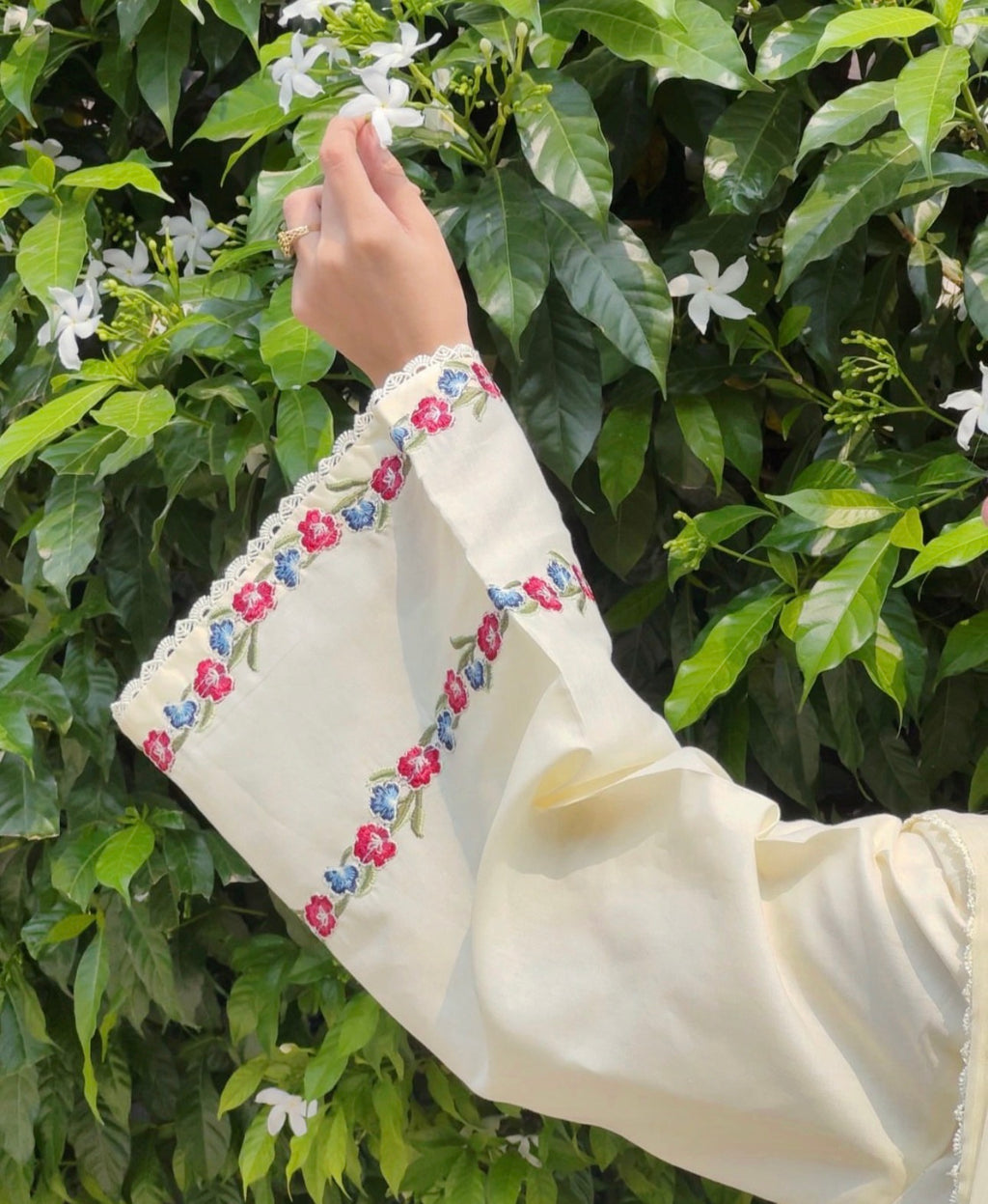 Zeb e Noor Embroidered 3 pc