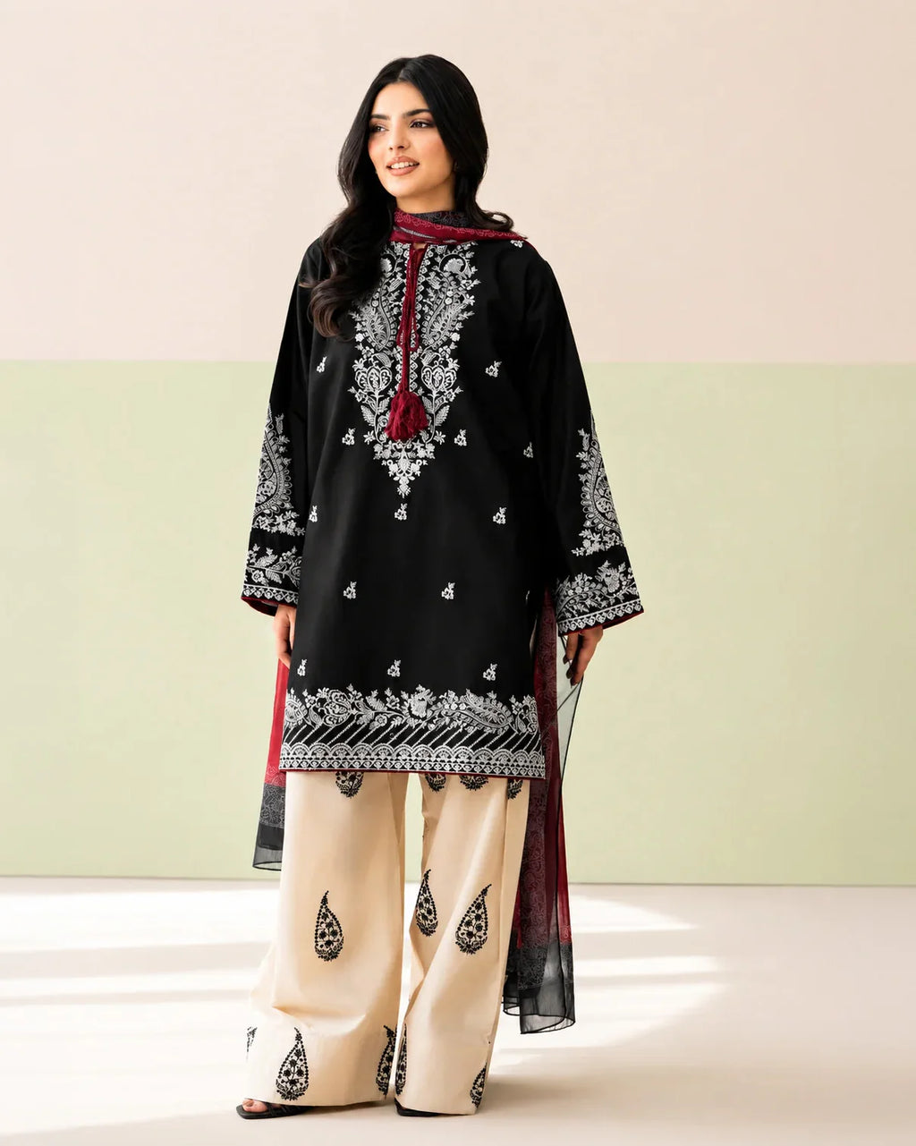 MARWA Embroidered 3 pc