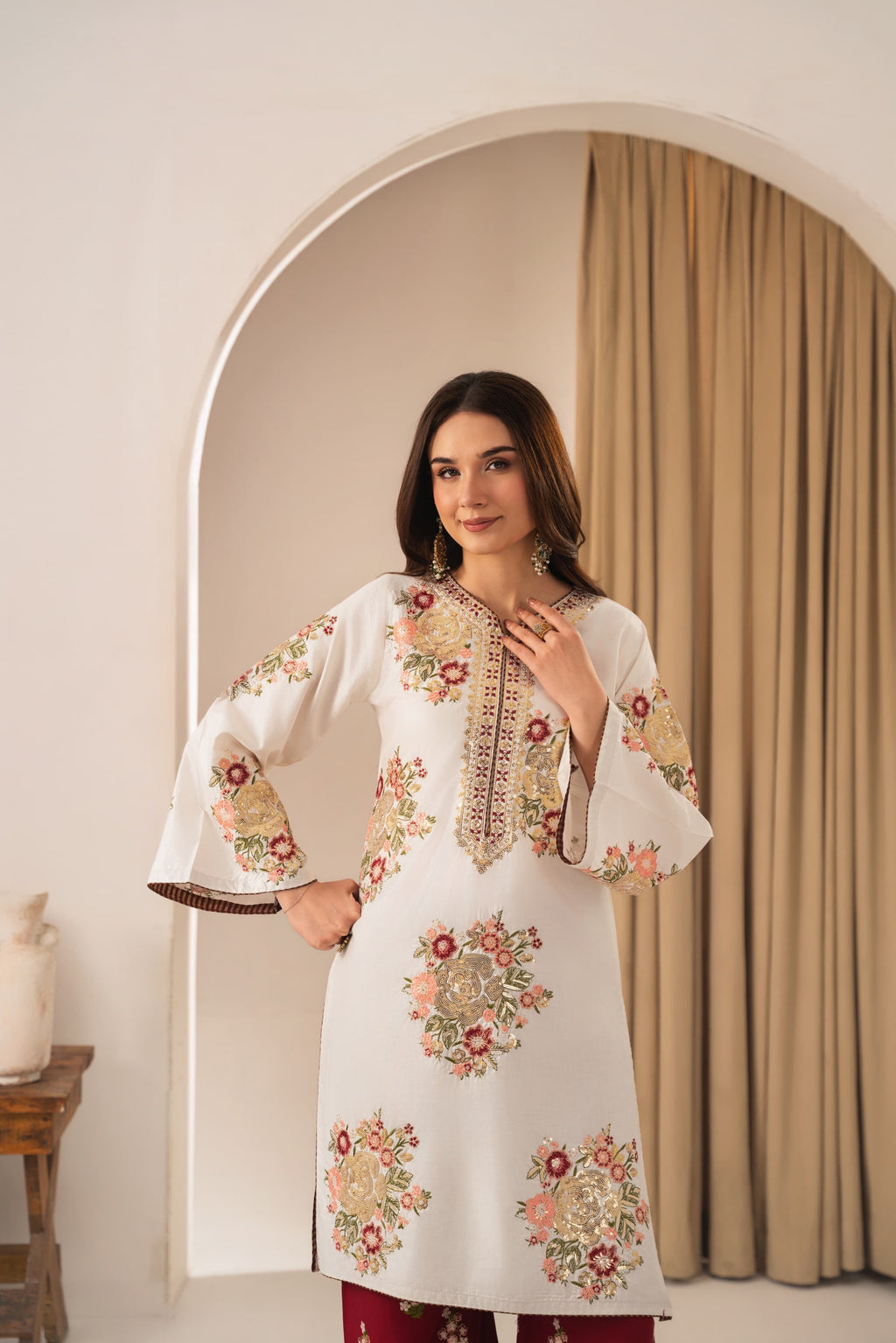 ALAYA Embroidered 2 pc